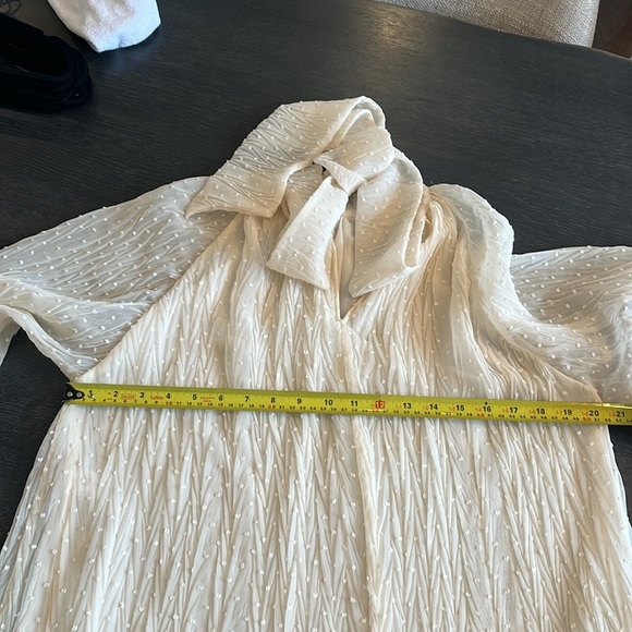 Zara Back Tie Dotted Chiffon Blouse Cream - Picture 9 of 11